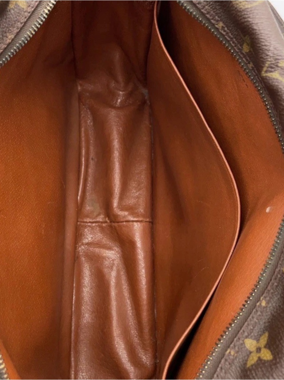 Louis Vuitton Monogram NileMigratour Shoulderbag (prefacelift) - Picture 11 of 12